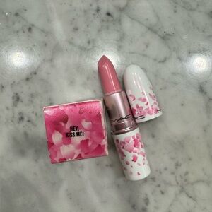 NWT Hey Kiss Me MAC Lipstick